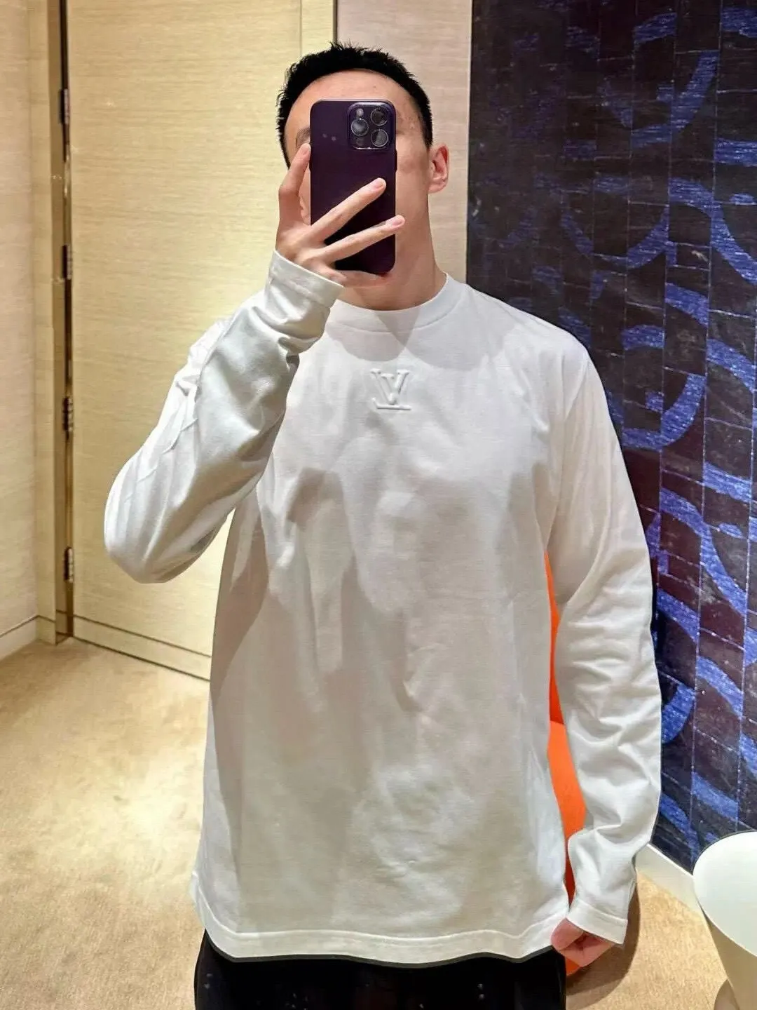 Louis Vuitton/Louis Vuitton embossed logo embossed long-sleeved T-shirt
